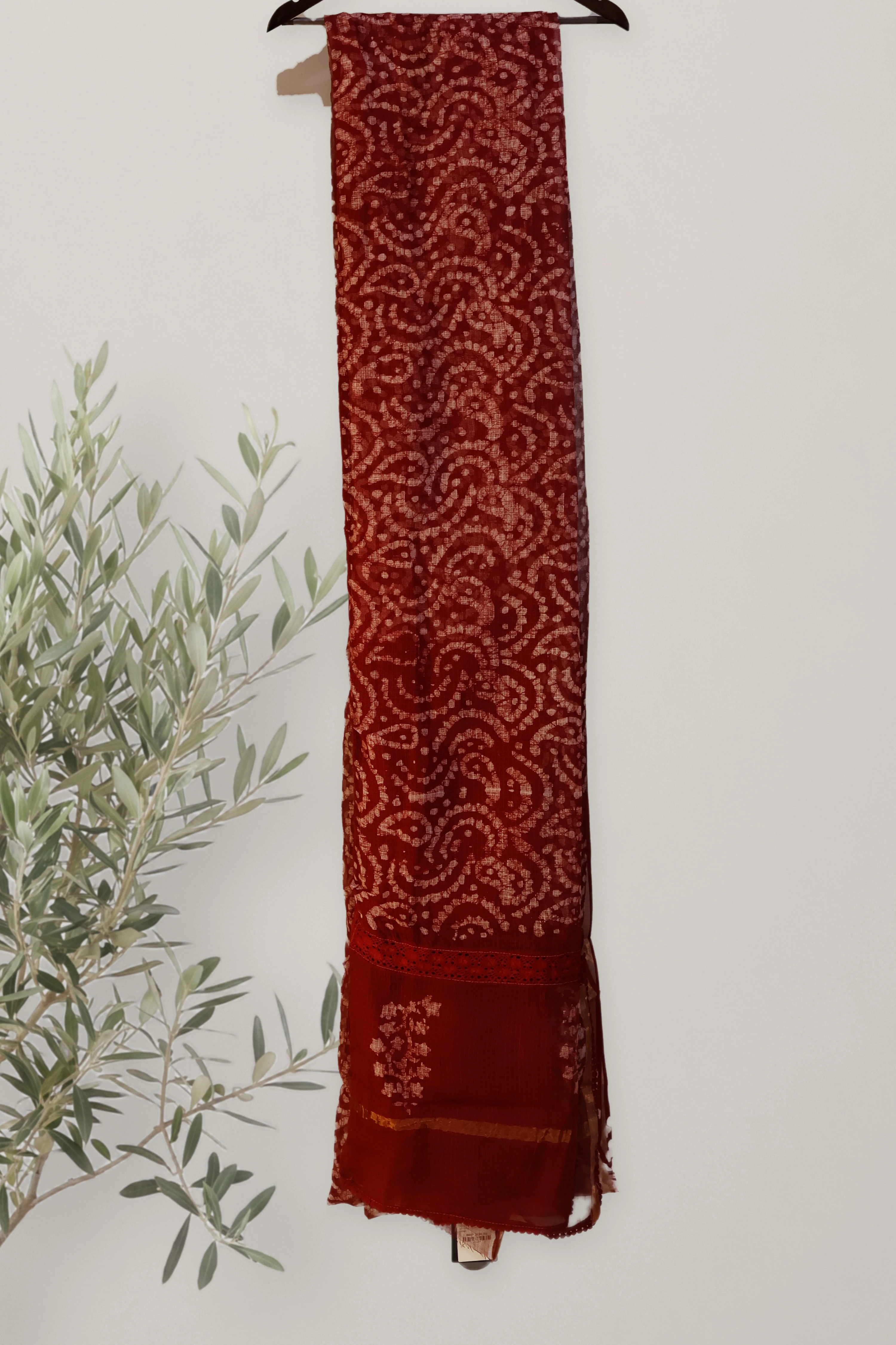 Lace Reverie - Kota: the whole piece, laid out. Kota cotton.