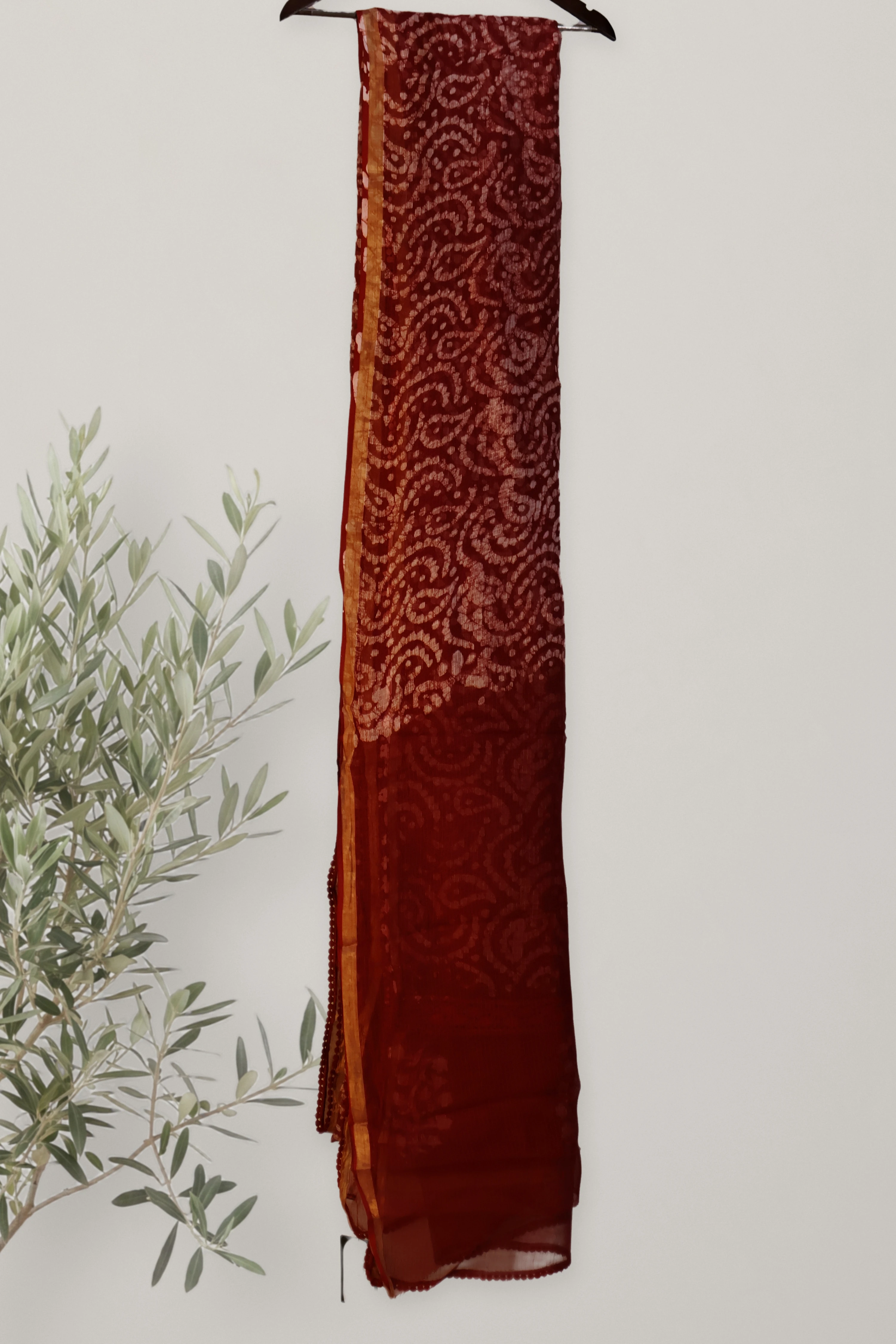 Lace Reverie - Kota: a detail of the work. Kota cotton.