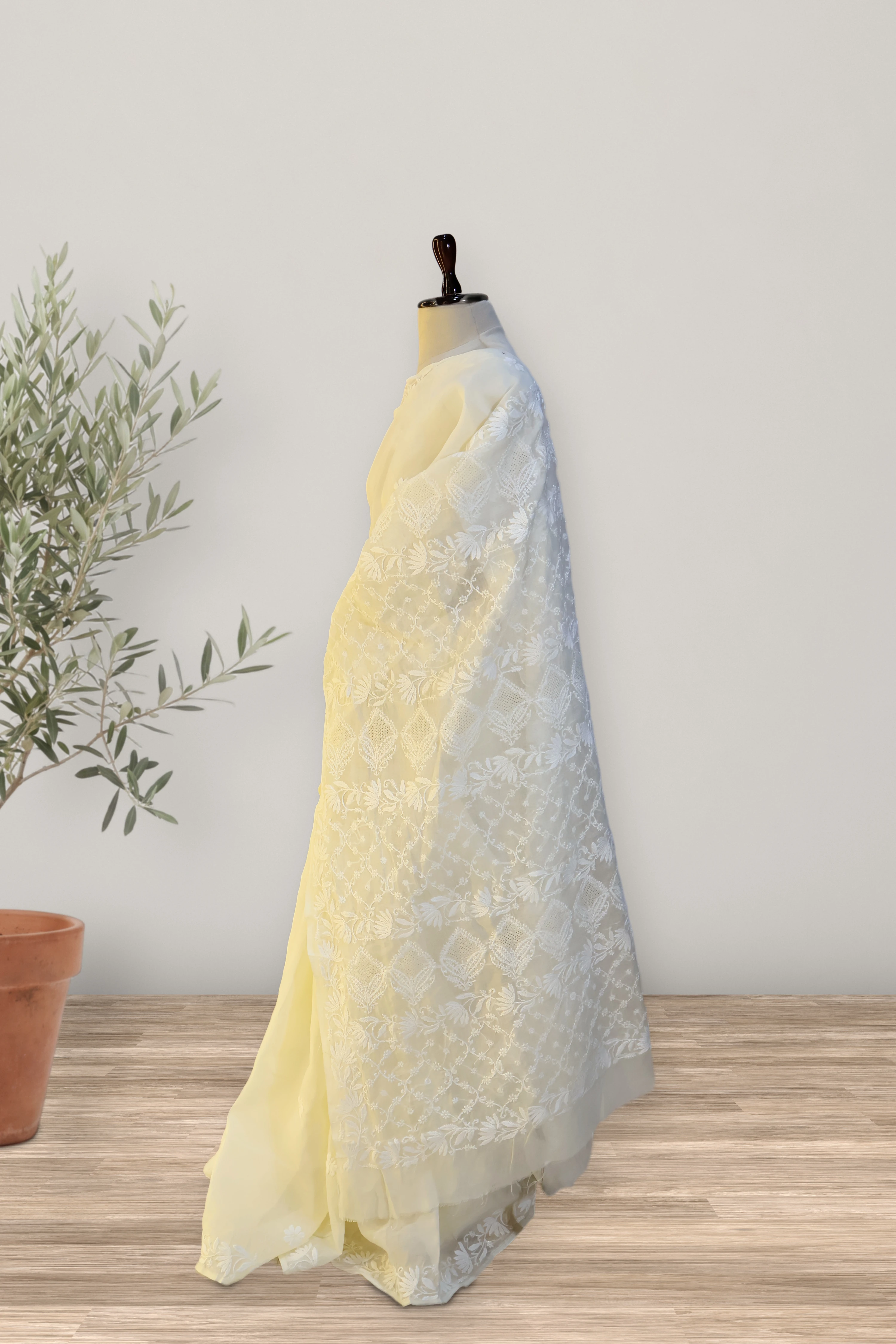 Ivory Chikankari: a detail of the work. Cotton.