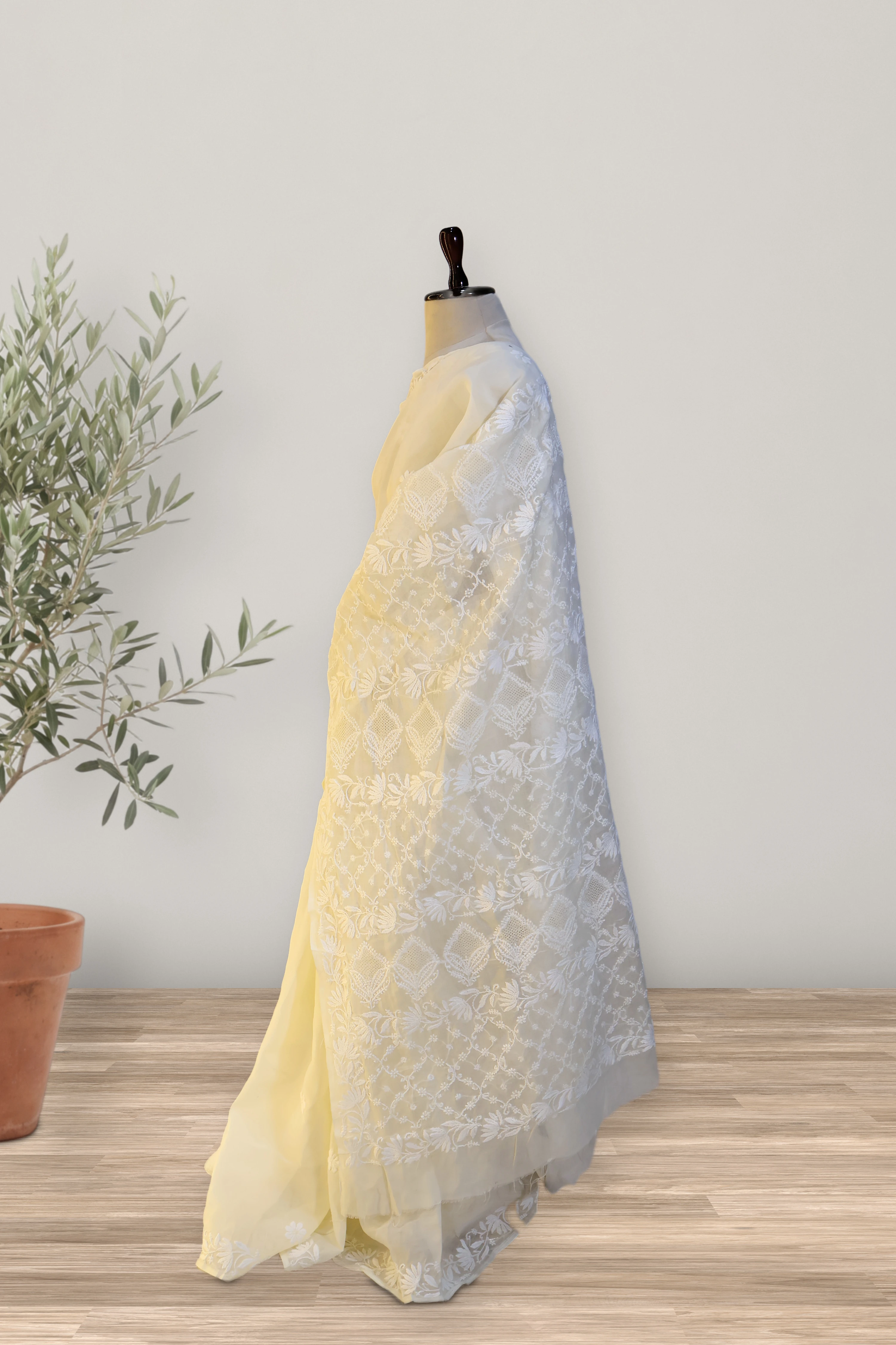 Ivory Chikankari: a detail of the work. Cotton.
