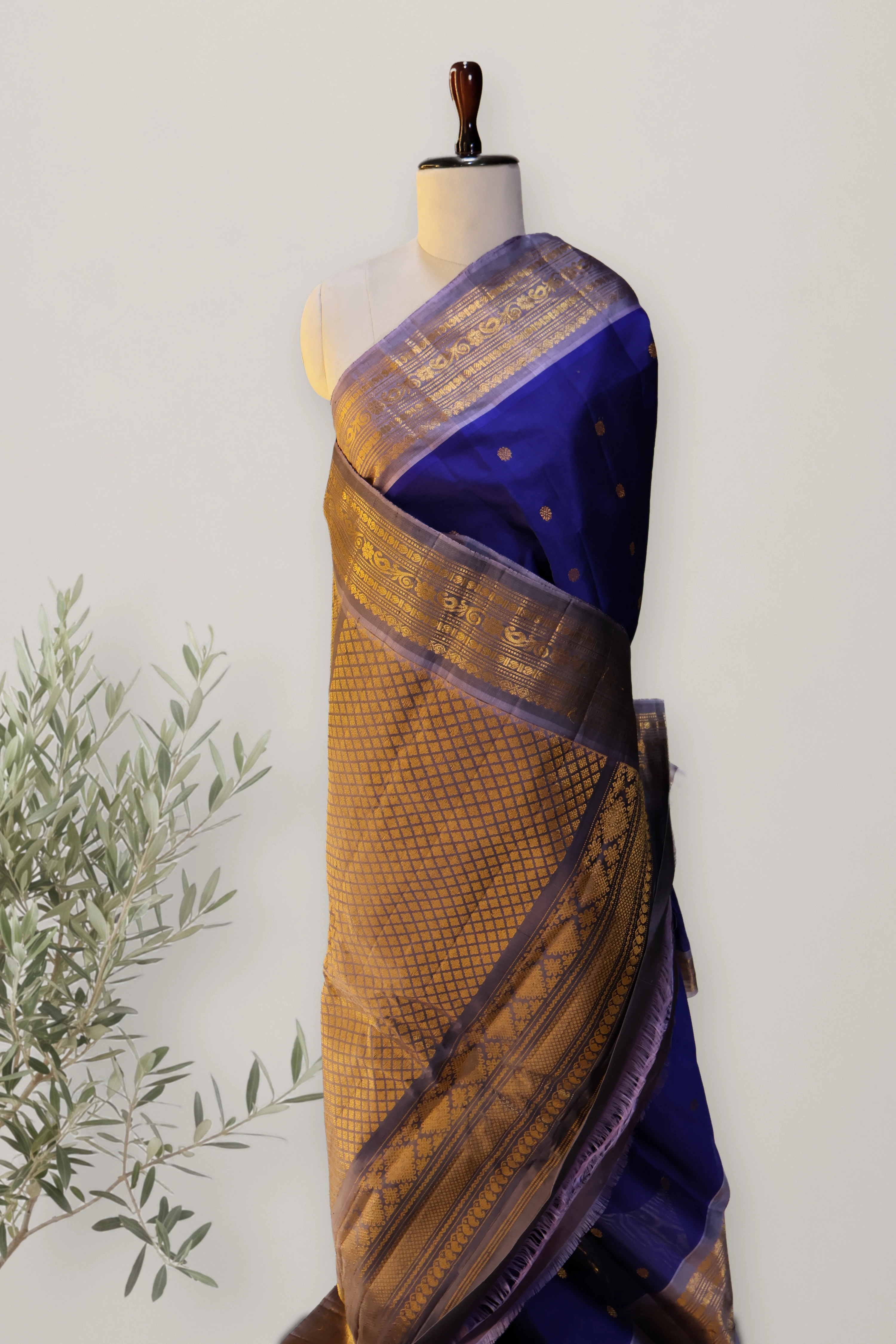 Siko-Gadwal: a detail of the work. Gadwal Siko.