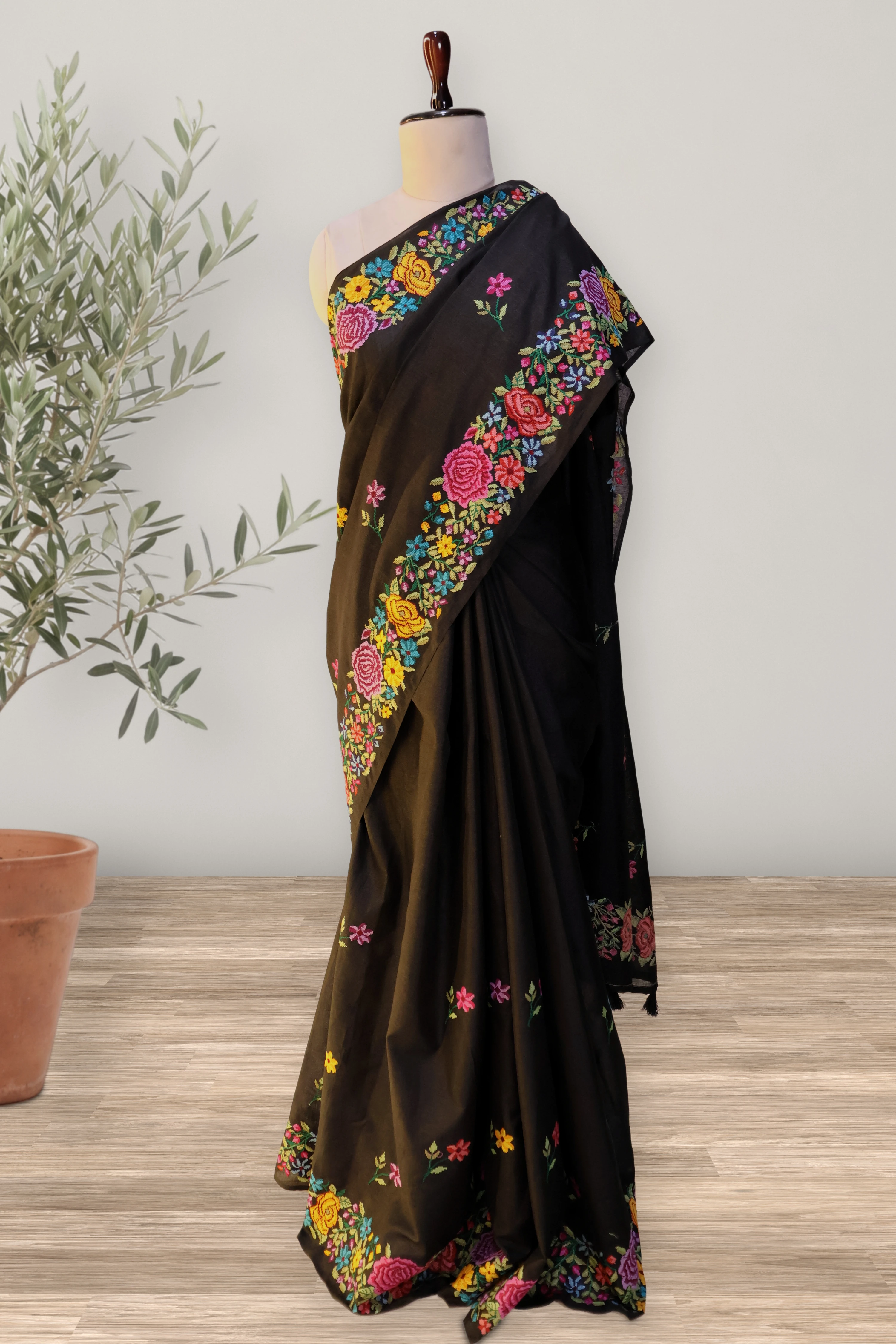 Floral Blush Chanderi Saree: a detail of the work. Premium Sheer Chanderi.