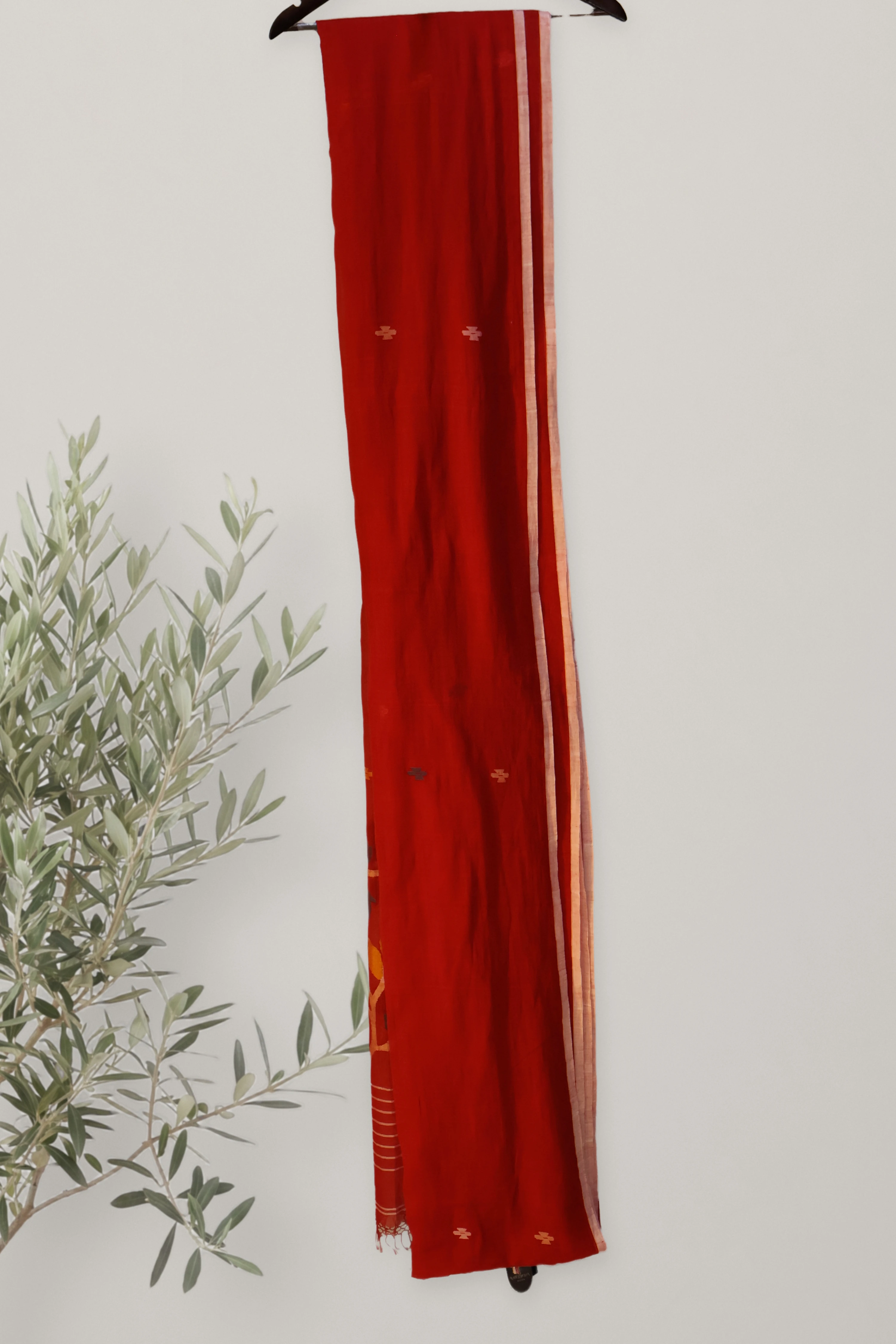 Cotton Jamdani: the whole piece, laid out. Cotton Jamdani.