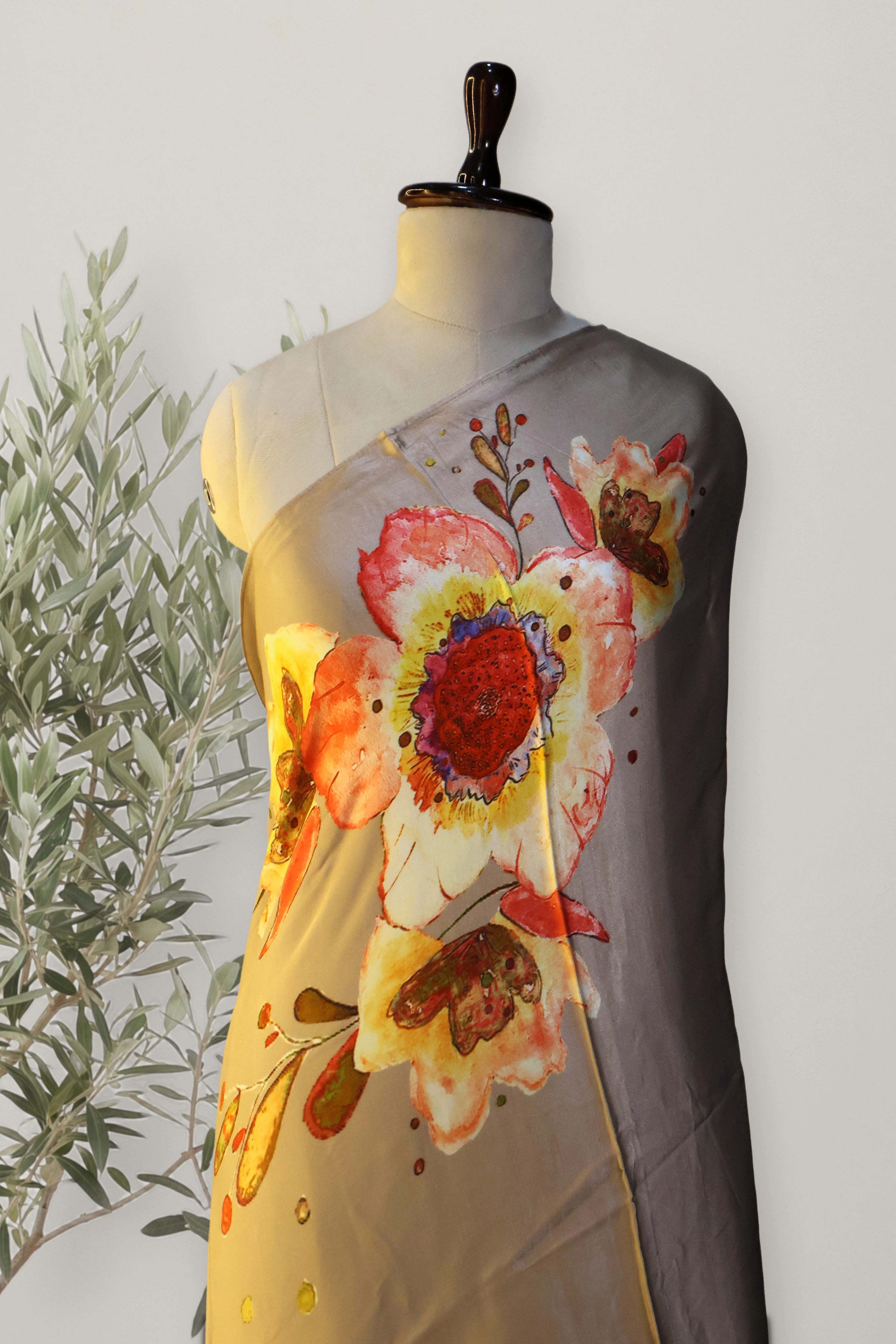 Ivory Bloom Crepe Saree: a detail of the work. Crepe.