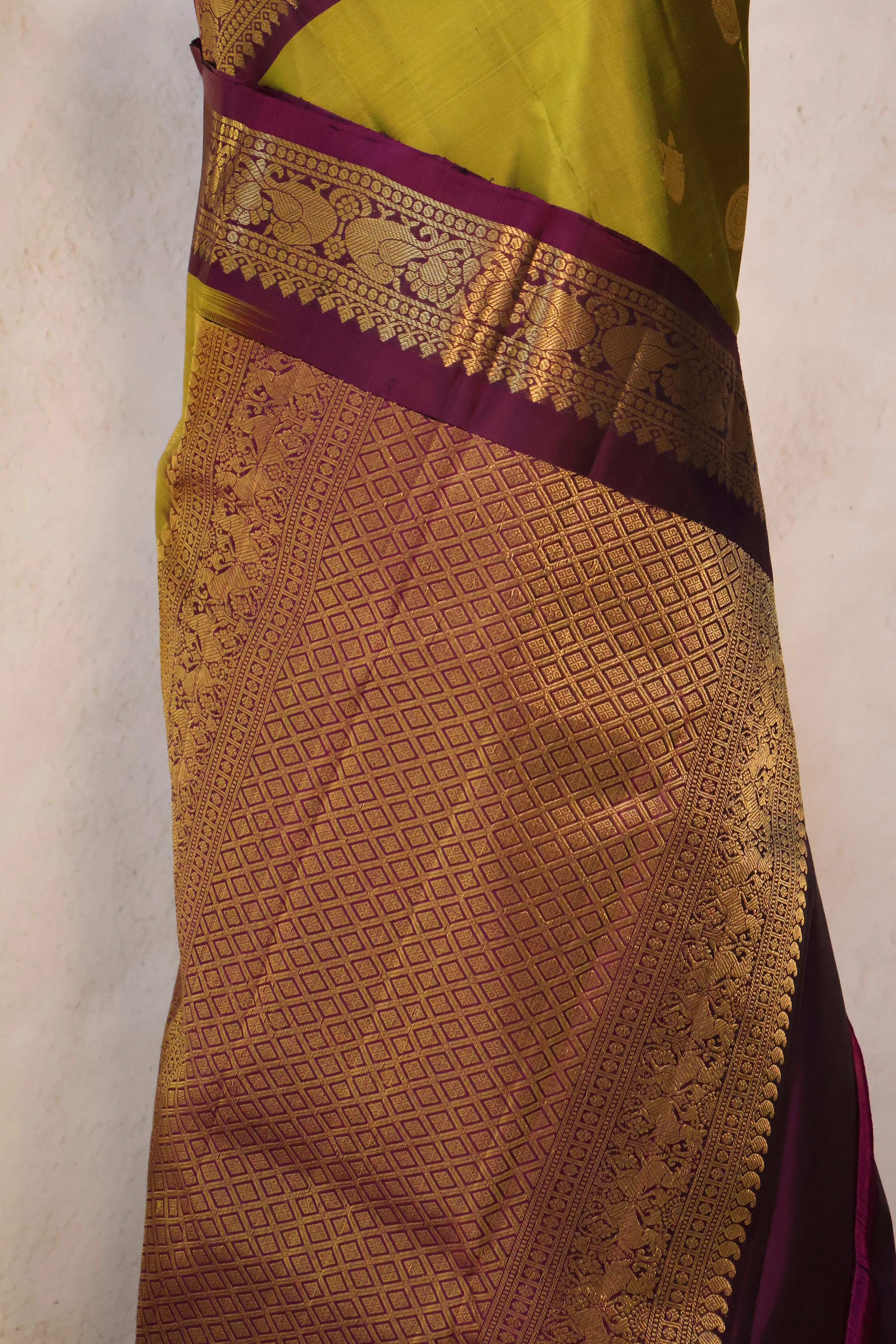 Series 1 · No. 14: the pallu, the decorated end panel that falls over the shoulder.