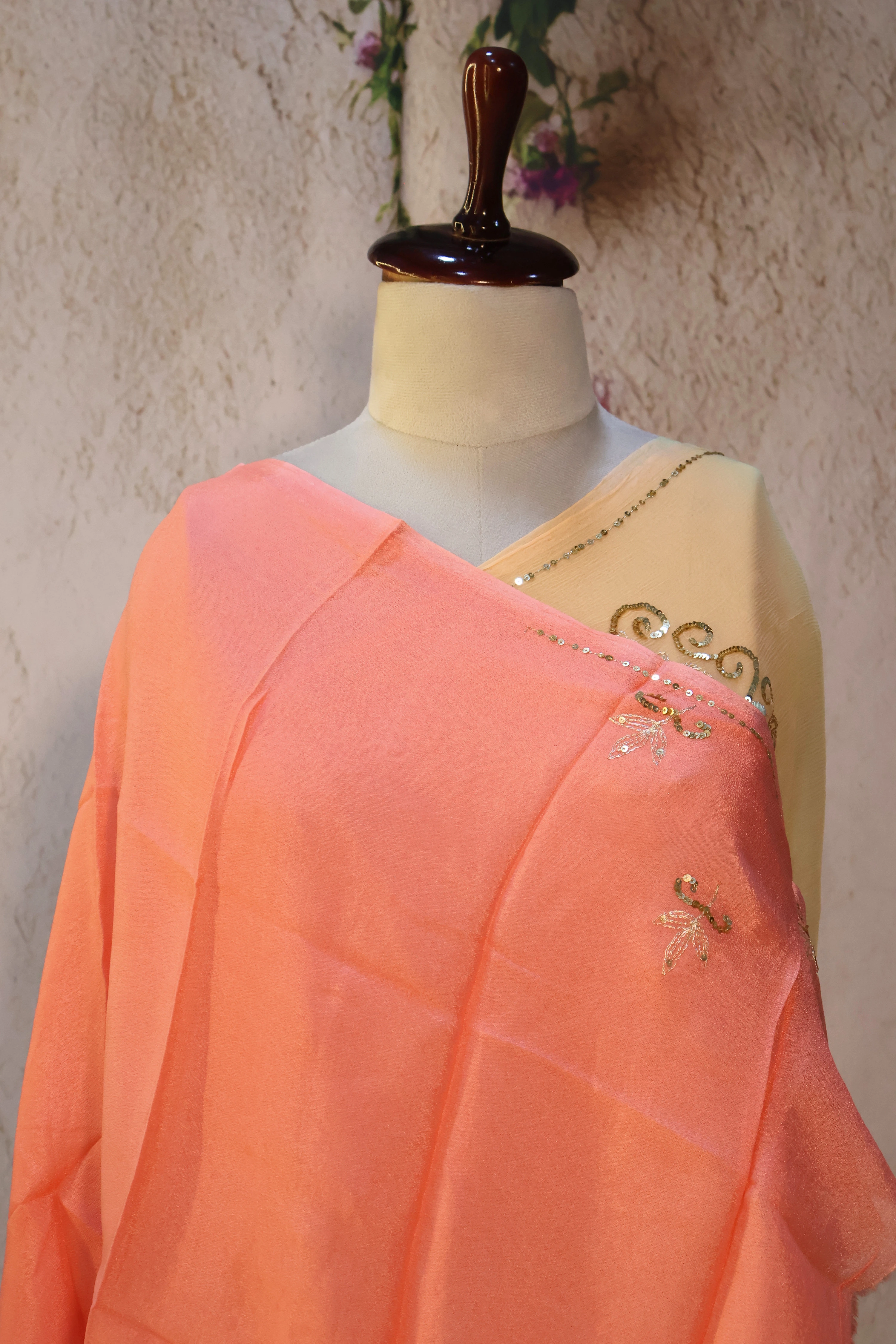 Series 2 · No. 10: the pallu, the decorated end panel that falls over the shoulder.