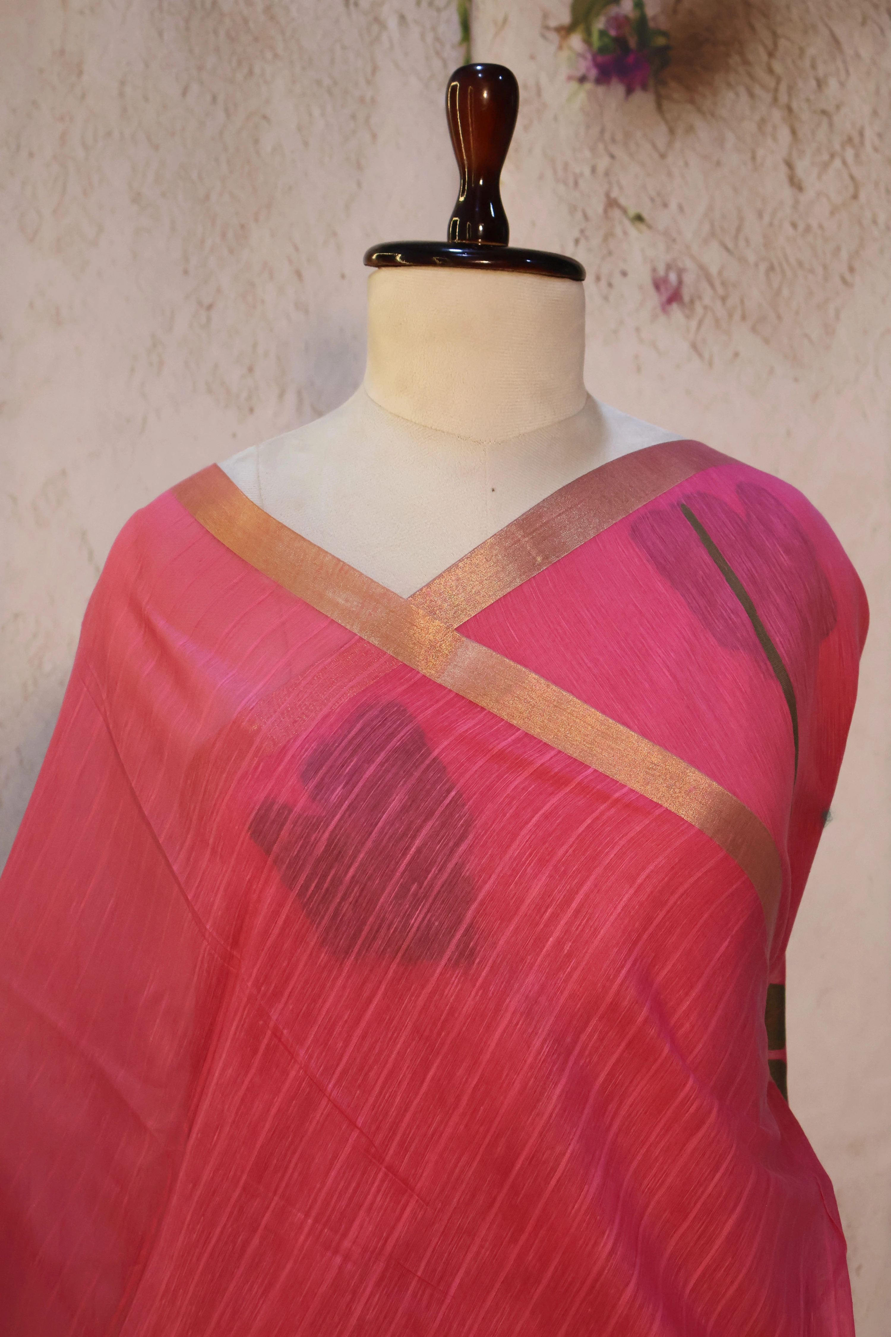 Series 2 · No. 28: the pallu, the decorated end panel that falls over the shoulder.