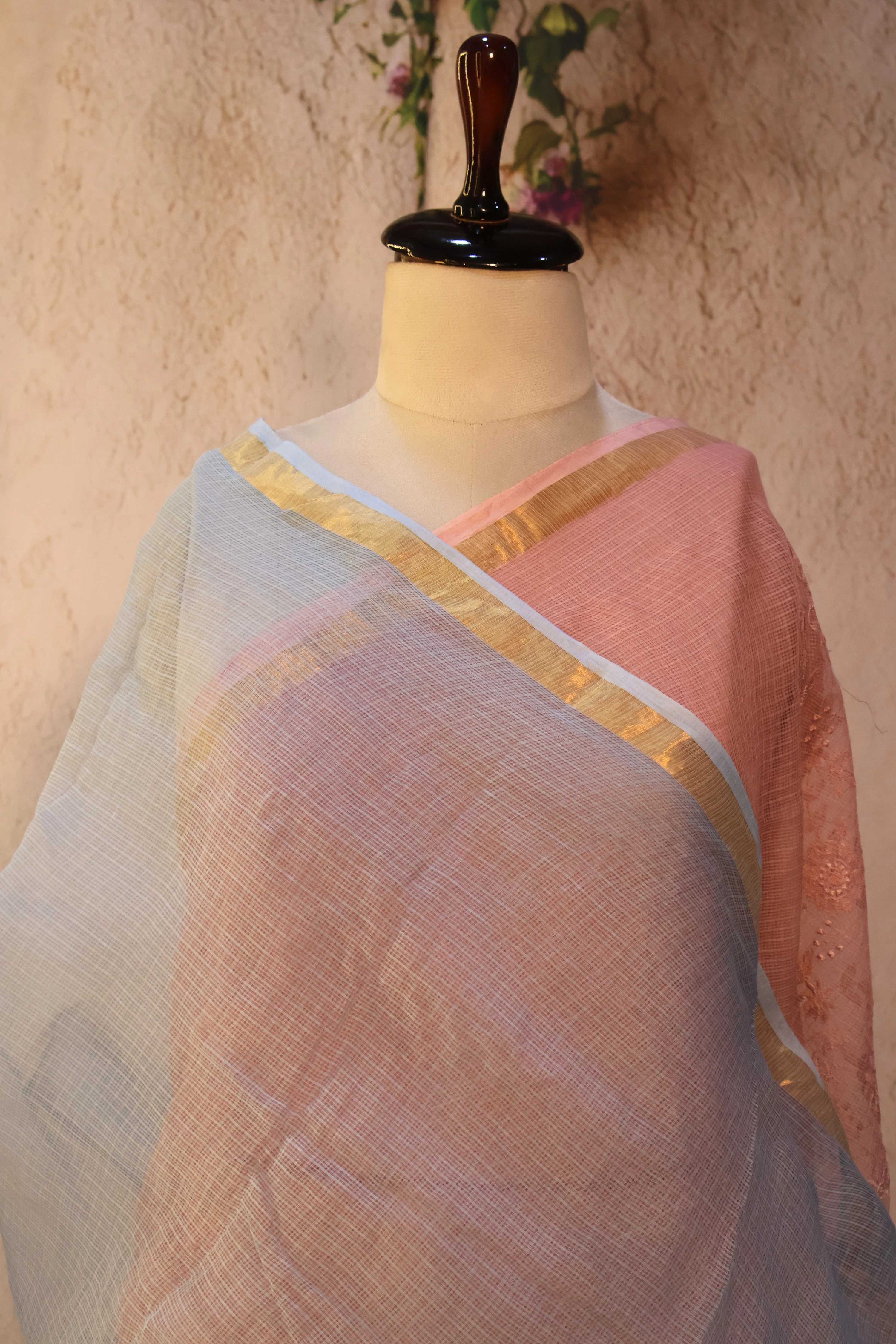 Series 2 · No. 30: the pallu, the decorated end panel that falls over the shoulder.
