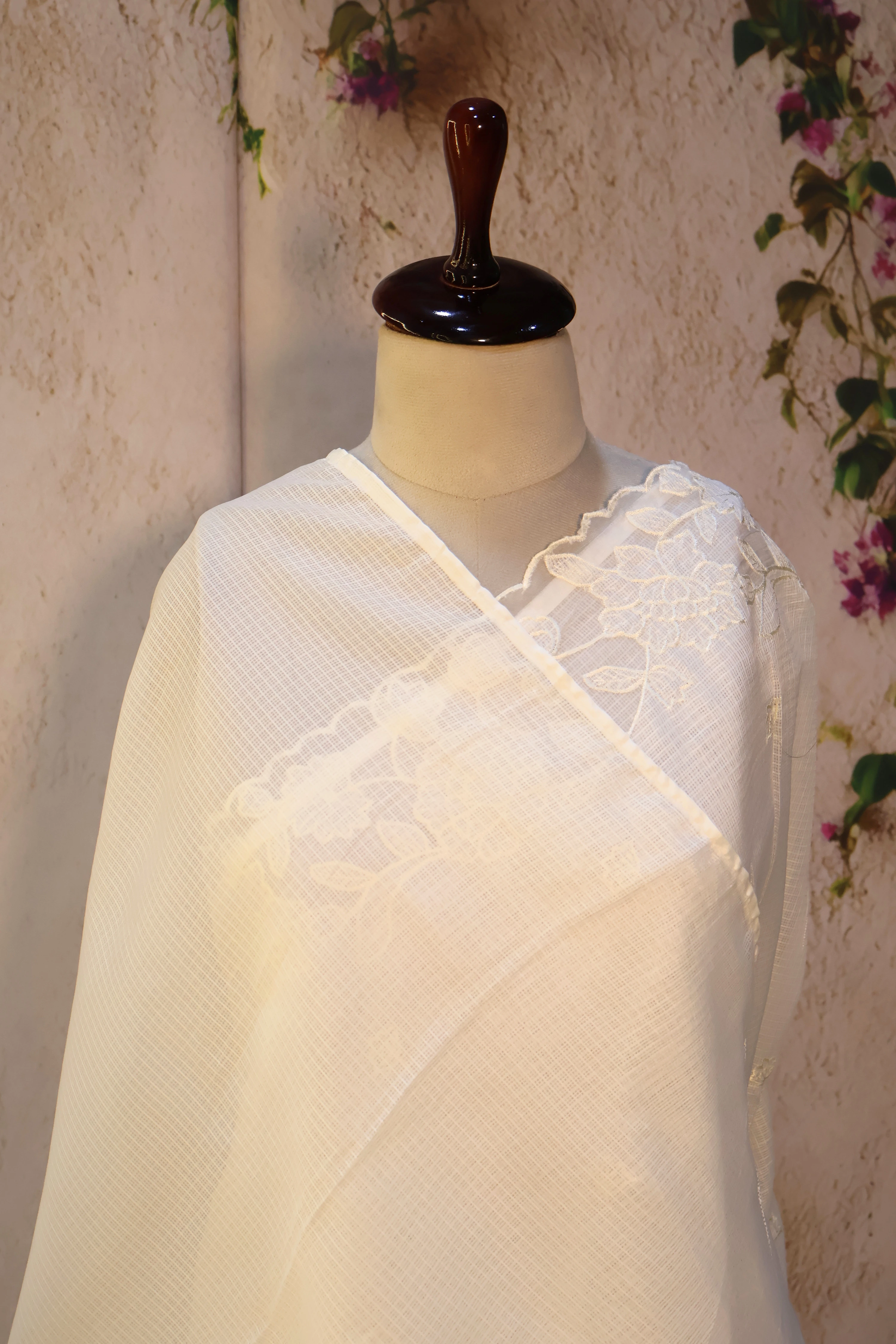 Series 2 · No. 41: the pallu, the decorated end panel that falls over the shoulder.