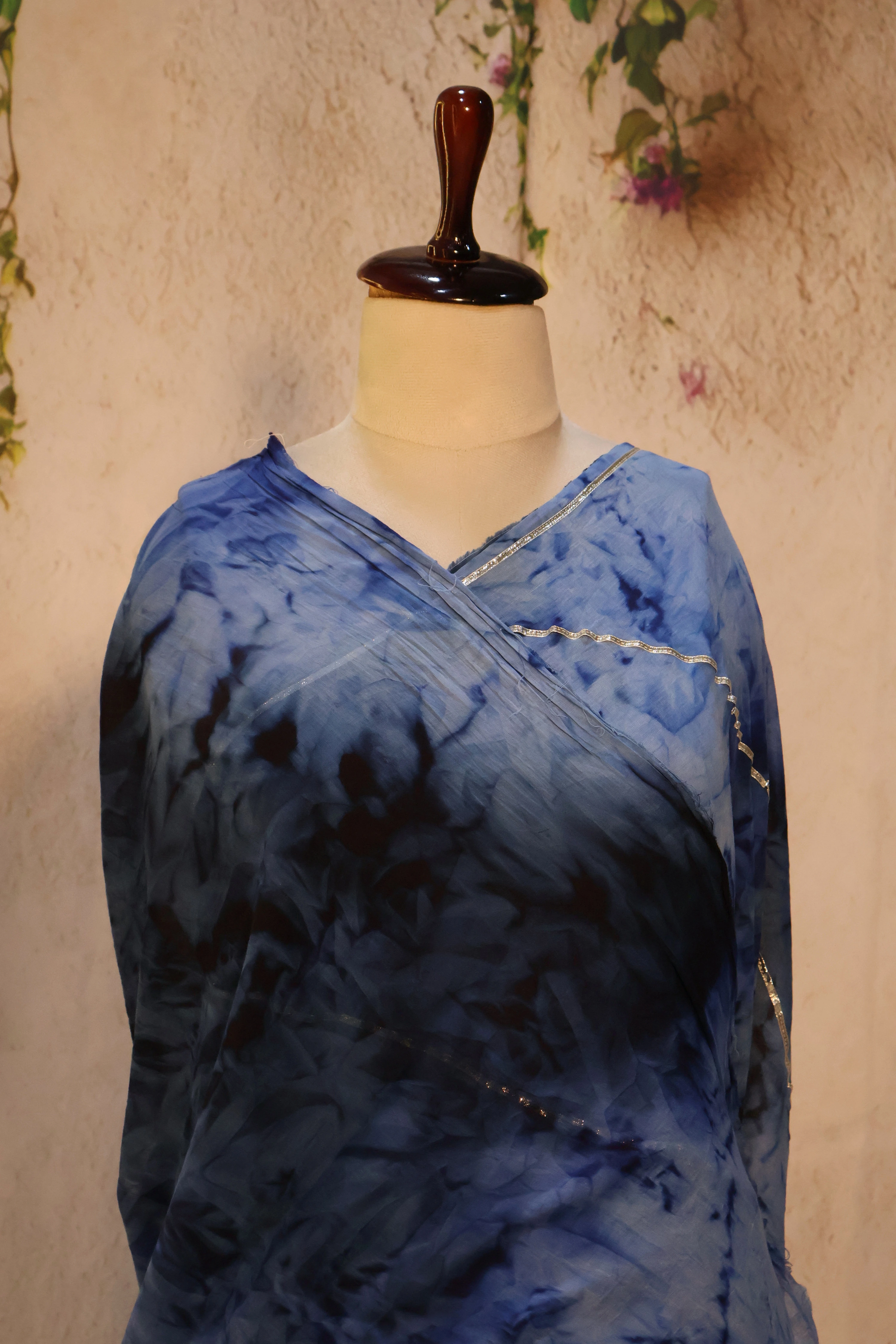 Series 2 · No. 71: the pallu, the decorated end panel that falls over the shoulder.