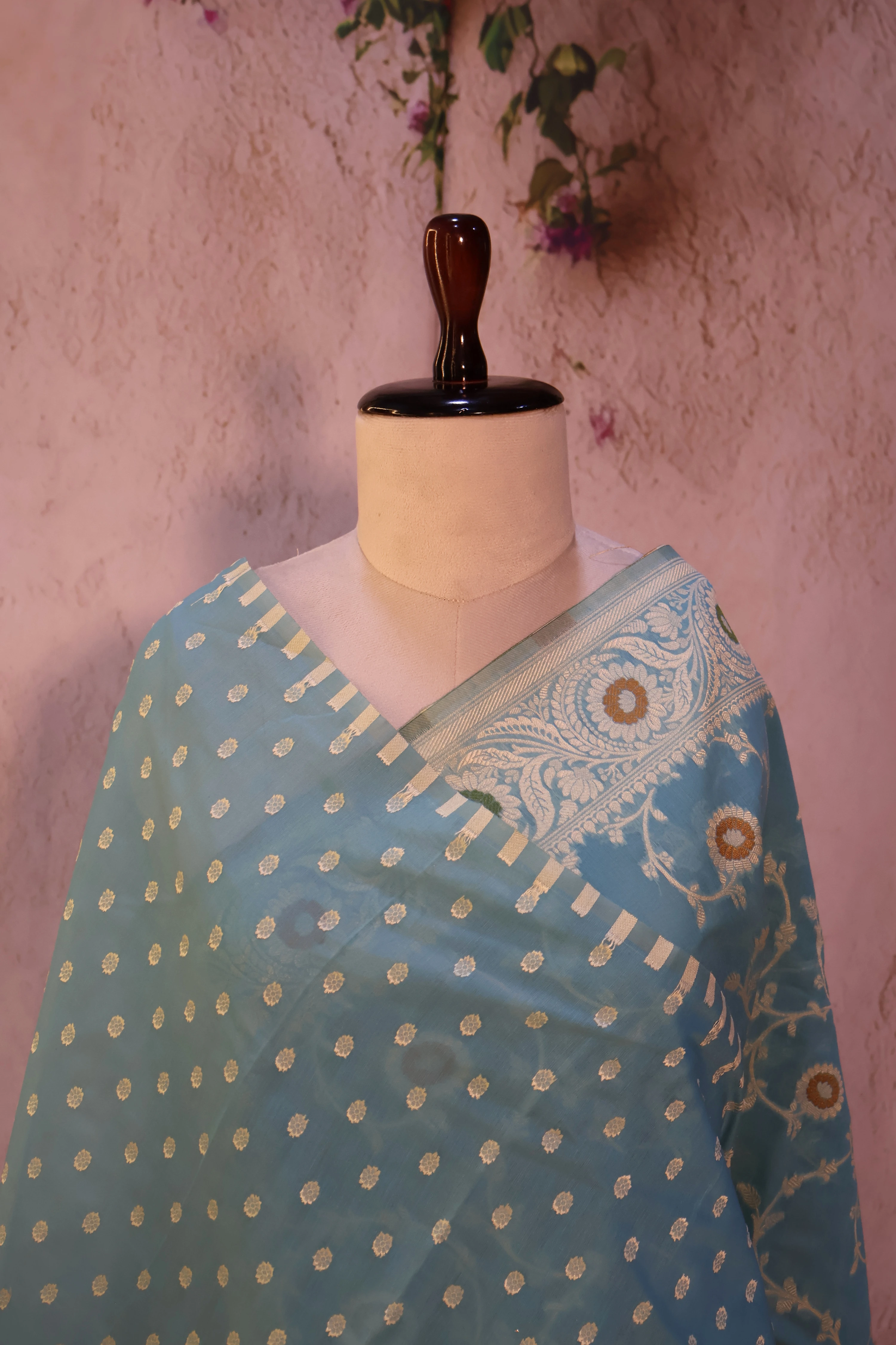 Series 2 · No. 84: the pallu, the decorated end panel that falls over the shoulder.